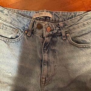 Zara Light-Washed Straight Leg Jeans
